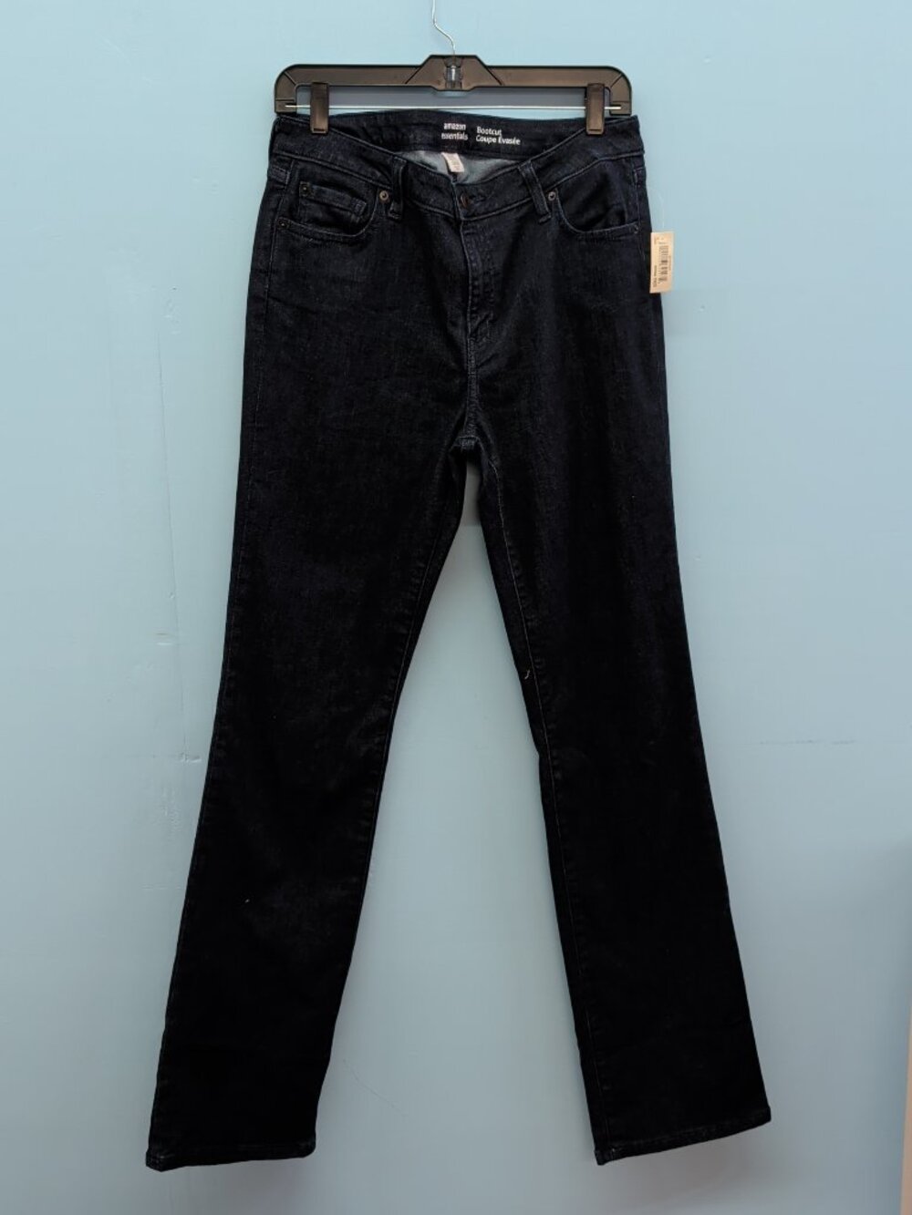 Amazon Essentials Women's Mid-Rise Bootcut Jeans Dark Wash Size 14 Long NWT